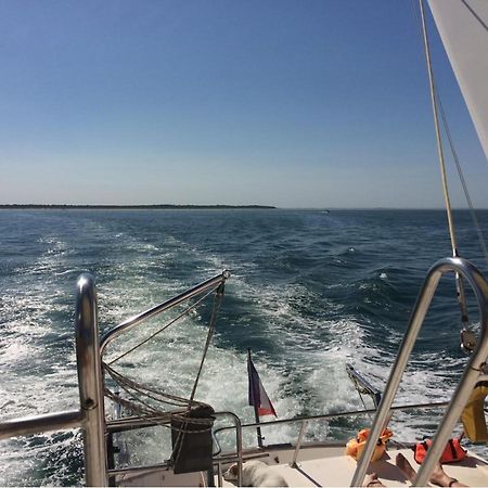 Bateau Atypique Yacht La Rochelle Hotel ลาโรแชล ภายนอก รูปภาพ